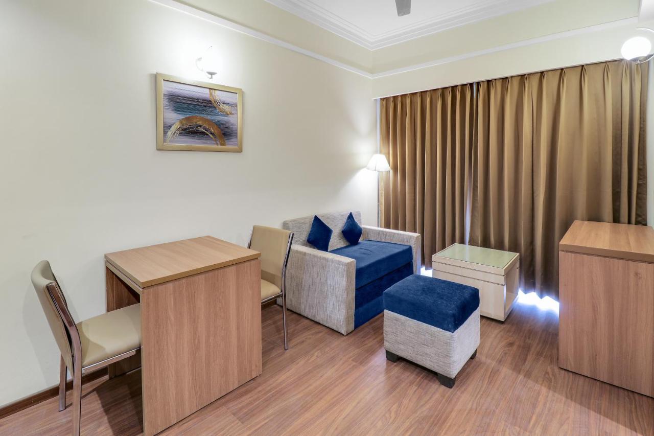 Starlit Suites Newtown Calcutta Eksteriør billede