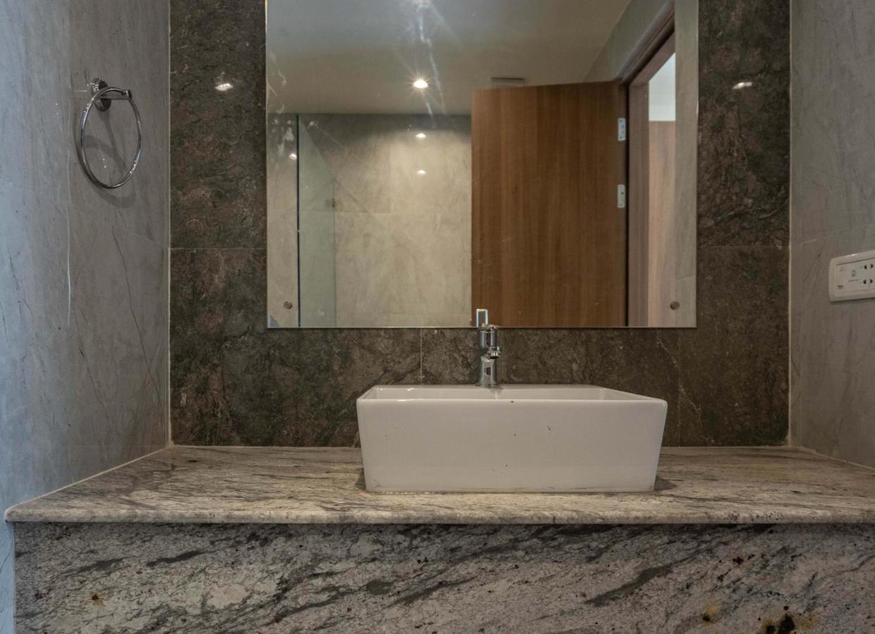 Starlit Suites Newtown Calcutta Eksteriør billede