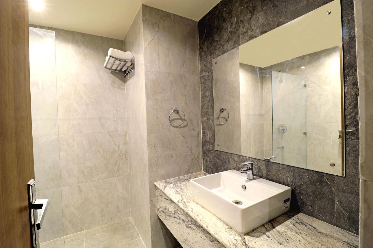 Starlit Suites Newtown Calcutta Eksteriør billede