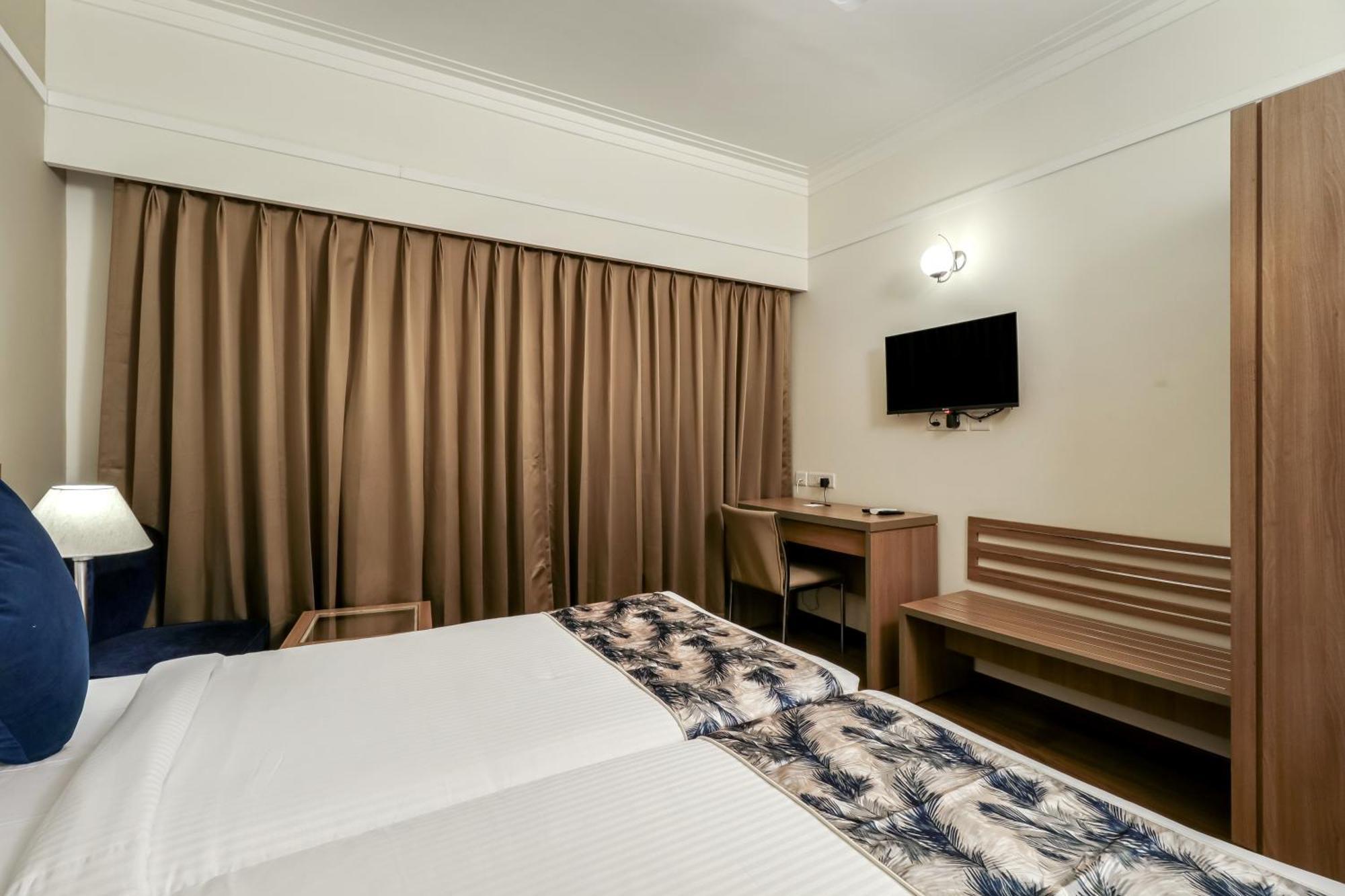 Starlit Suites Newtown Calcutta Eksteriør billede