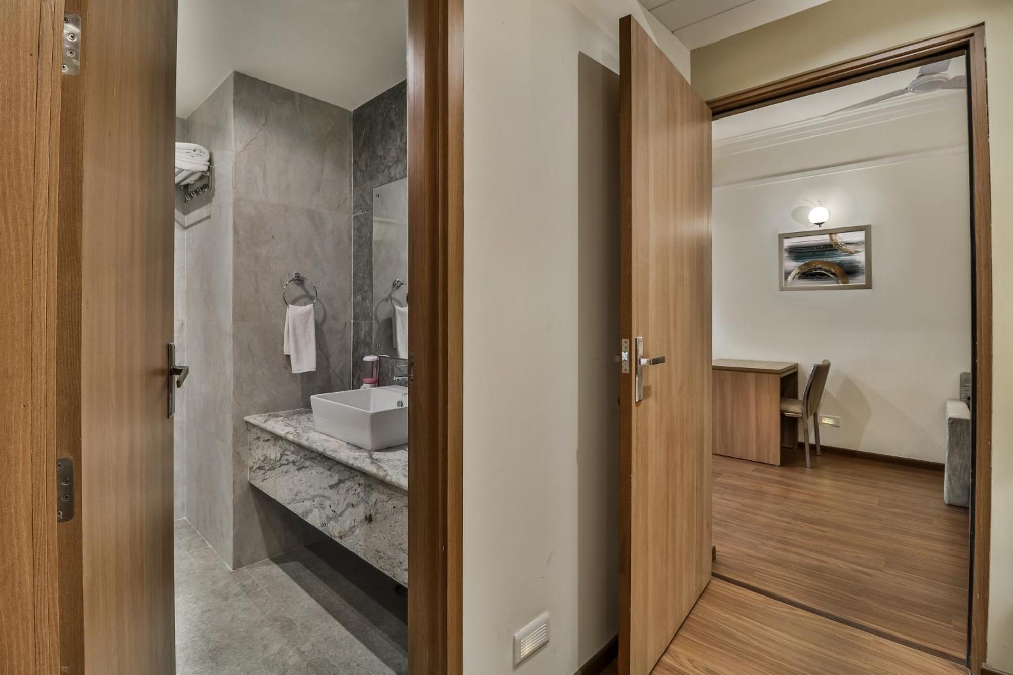 Starlit Suites Newtown Calcutta Eksteriør billede